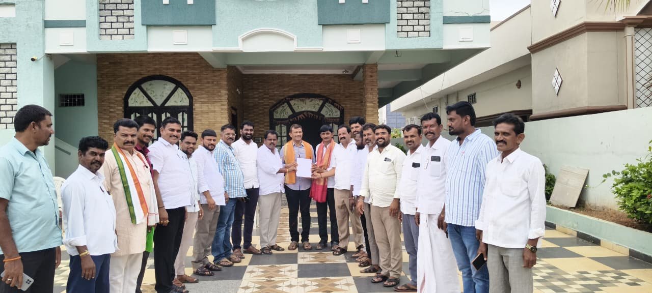చందంపేట మండల కాంగ్రెస్ పార్టీ నూతన అధ్యక్షుడిగా మల్లారెడ్డి బాధ్యతల స్వీకరణ - సర్పంచుల ఫోరం అధ్యక్షుడిగా నేనావత్ భరత్ కుమార్ ఏకగ్రీవ ఎన్నిక